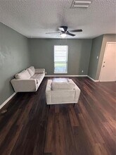 9 E Mountain Creek Ct in Grand Prairie, TX - Building Photo - Building Photo
