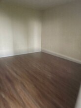 AVAILABLE NOW! in Auburn, AL - Building Photo - Building Photo