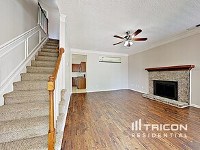 11807 Winter Pine Ln in Charlotte, NC - Building Photo - Building Photo