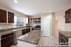 15214 Fall Ridge Dr in San Antonio, TX - Building Photo - Building Photo