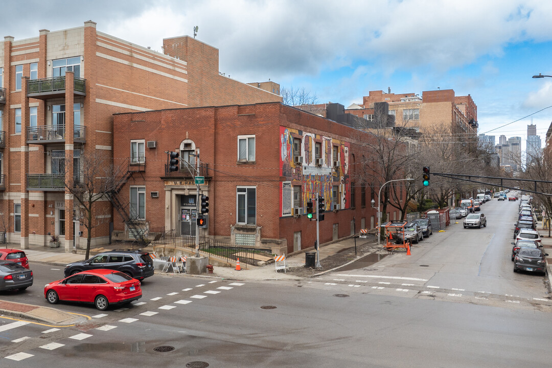 37 S Ashland Ave in Chicago, IL - Foto de edificio