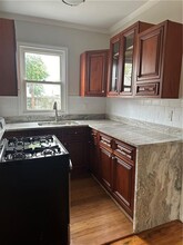 94 Webster St in Pawtucket, RI - Building Photo - Building Photo