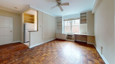 2130 N St NW in Washington, DC - Building Photo - Building Photo