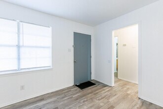 2529 71st St in Lubbock, TX - Building Photo - Building Photo