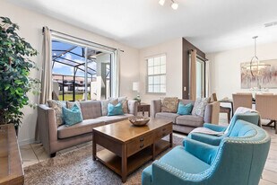 4823 Romeo Cir in Kissimmee, FL - Building Photo