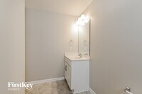 107 Sawyer Ln photo'
