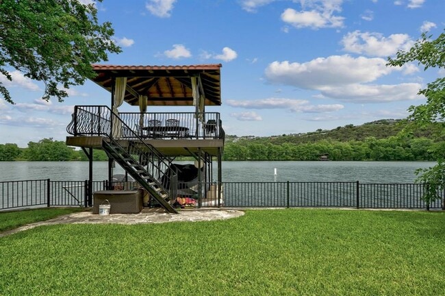 property at 1746 Channel Rd