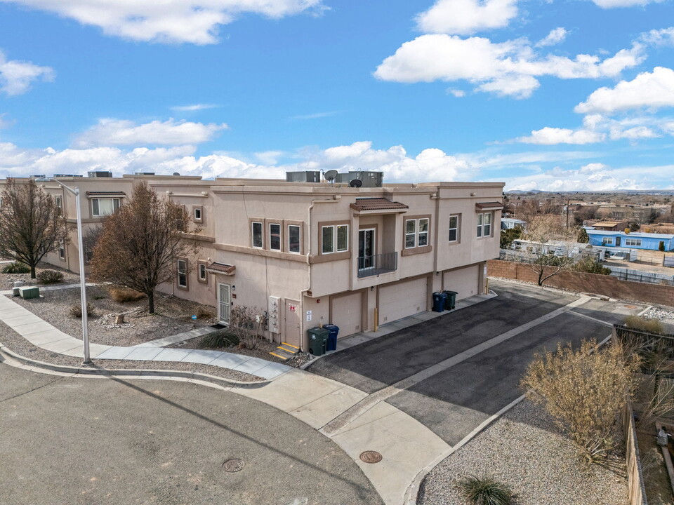 4310 Santo Domingo St, Unit #C in Santa Fe, NM - Foto de edificio