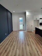5228 Dewberry St in Houston, TX - Foto de edificio - Building Photo