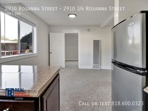 2910 Rosanna St in Los Angeles, CA - Building Photo - Building Photo