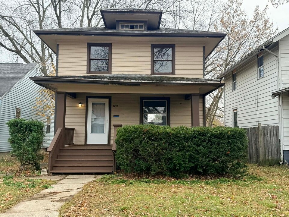 3715 Bowser Ave in Fort Wayne, IN - Building Photo