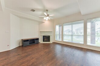 18111 Blues Point Dr in Cypress, TX - Building Photo - Building Photo