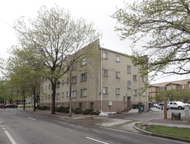 Kimberly Apartments in Denver, CO - Foto de edificio - Building Photo