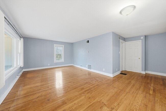 18335 Sherman St in Lansing, IL - Building Photo - Building Photo