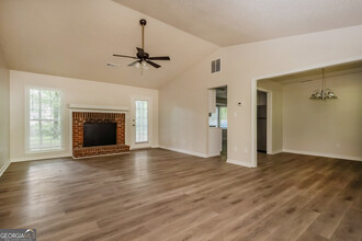 1147 Crystal Springs Trail in Hampton, GA - Building Photo - Building Photo