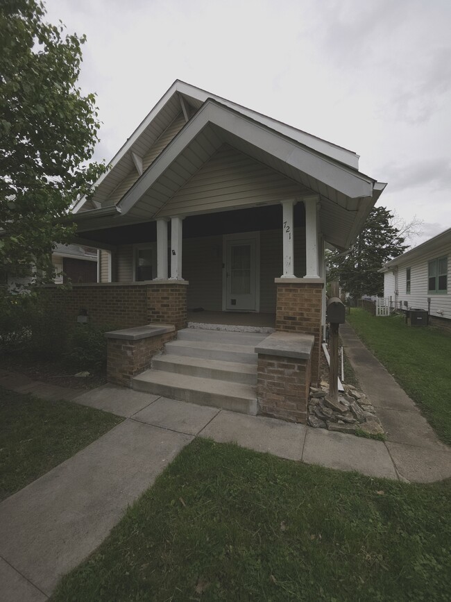 property at 721 Wallace Ave