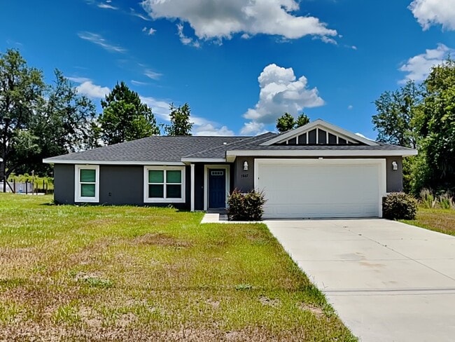 property at 7867 N Manville Rd