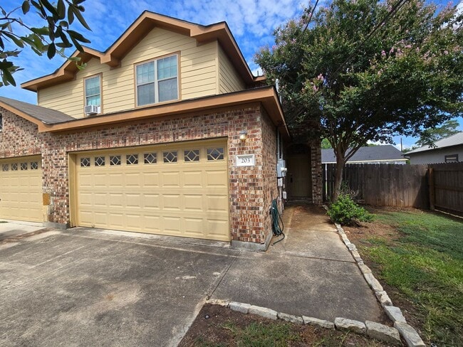 203 Anne Louise Dr
