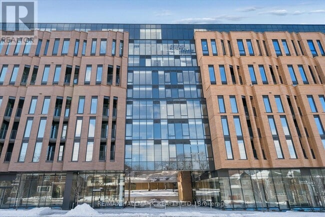 1720 Bayview Ave in Toronto, ON - Building Photo - Building Photo