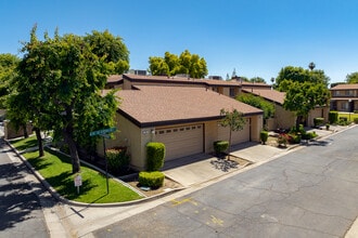 1001 Mohawk St in Bakersfield, CA - Building Photo - Building Photo