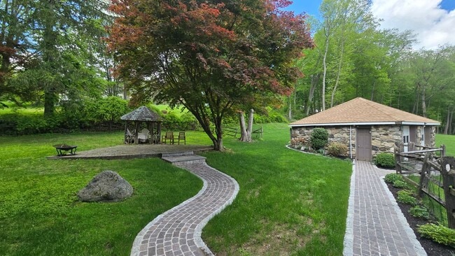 property at 85 Washington Rd