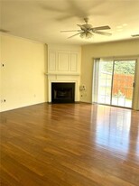 1002 Annazanes Ct in Alpharetta, GA - Building Photo - Building Photo