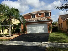 1654 Salerno Cir in Weston, FL - Building Photo