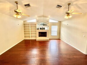 1349 Hillside Dr in Tarpon Springs, FL - Building Photo - Building Photo