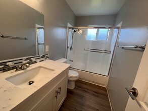 953 Helen in Sunnyvale, CA - Building Photo - Building Photo