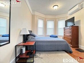 10 Adamson St in Boston, MA - Foto de edificio - Building Photo