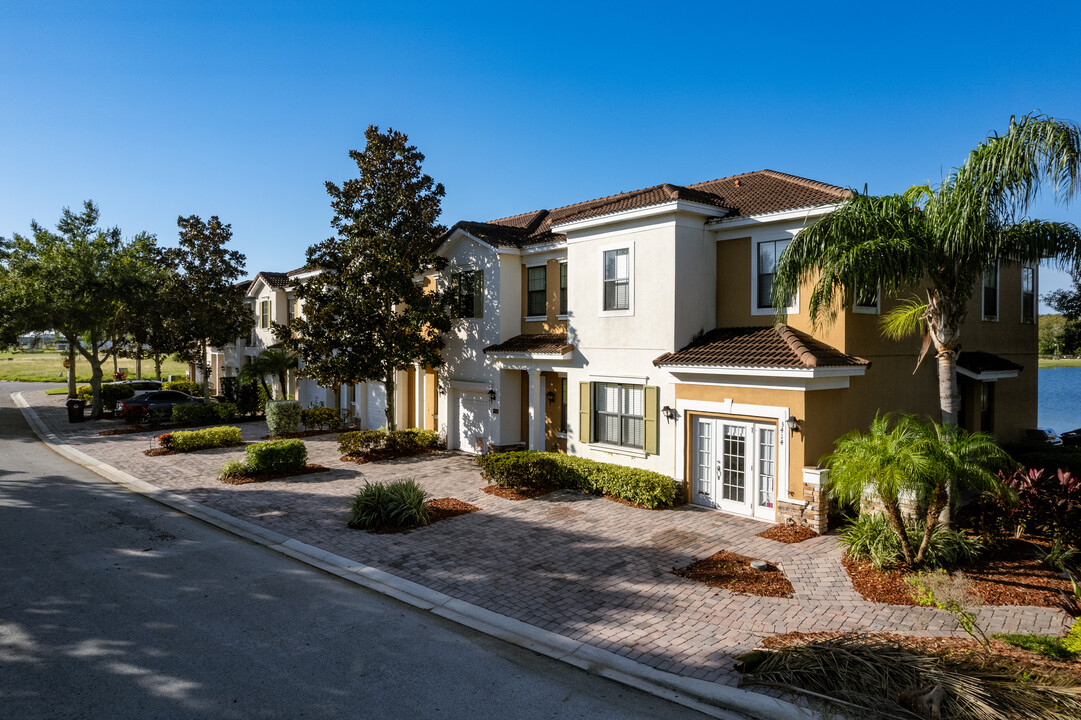 Portofino Vista - Saint Cloud in St. Cloud, FL - Building Photo