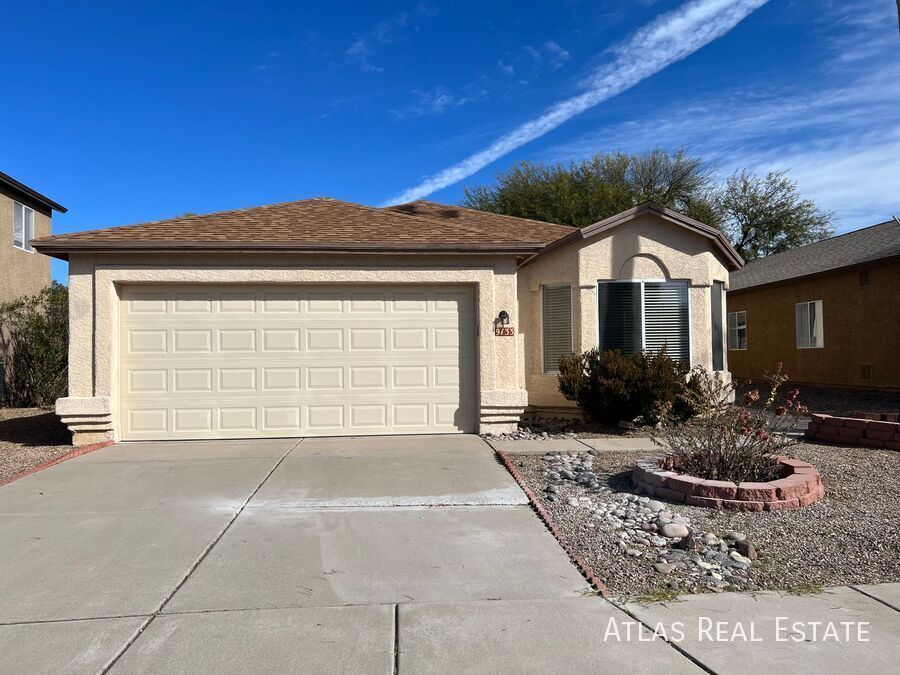 9133 E Autumn Sage St in Tucson, AZ - Building Photo