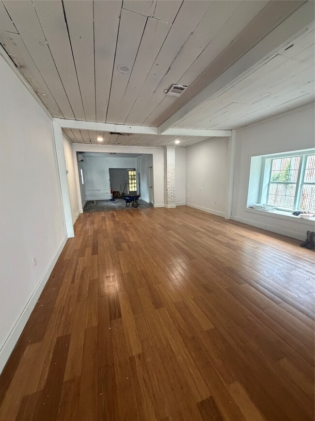 property at 304 Lockwood Dr