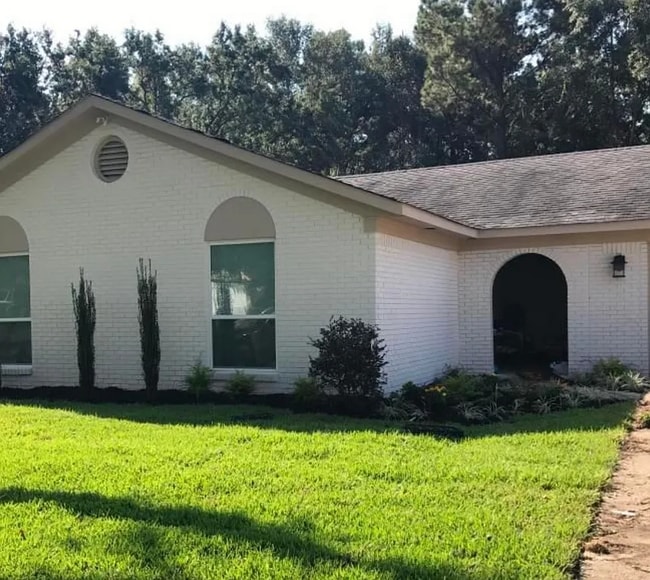308 Annette Ln in D'Iberville, MS - Building Photo - Building Photo