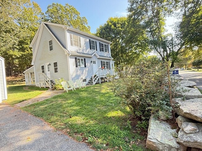 property at 152 Hewitt Rd