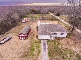 507 Church St in Ladonia, TX - Building Photo