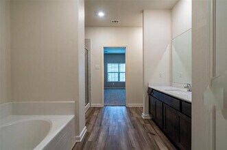 3092 Chillingham Dr in Heath, TX - Building Photo - Building Photo