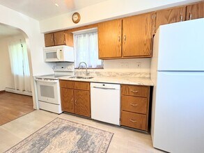 7716 Kenilworth Ave in Parma, OH - Building Photo - Building Photo