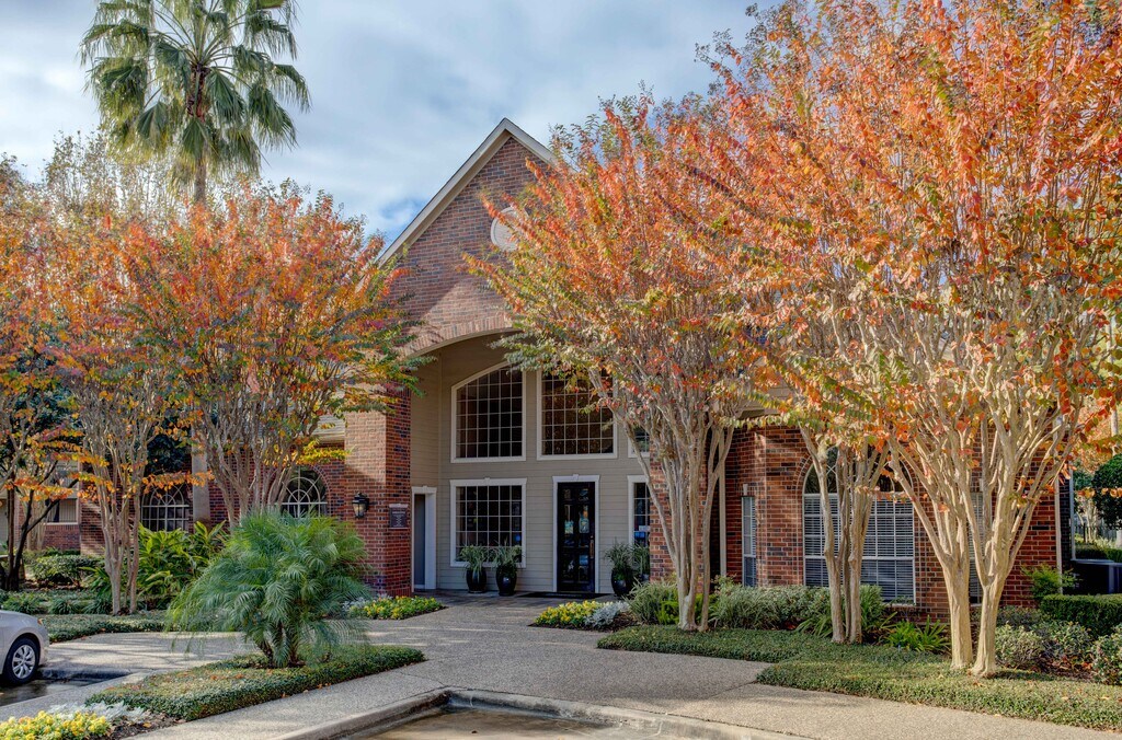 Broadstone New Territory Apartments in Sugar Land, TX