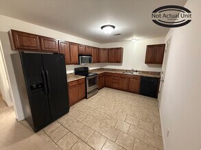 7437 Noah Ct in Columbia, MO - Building Photo - Building Photo