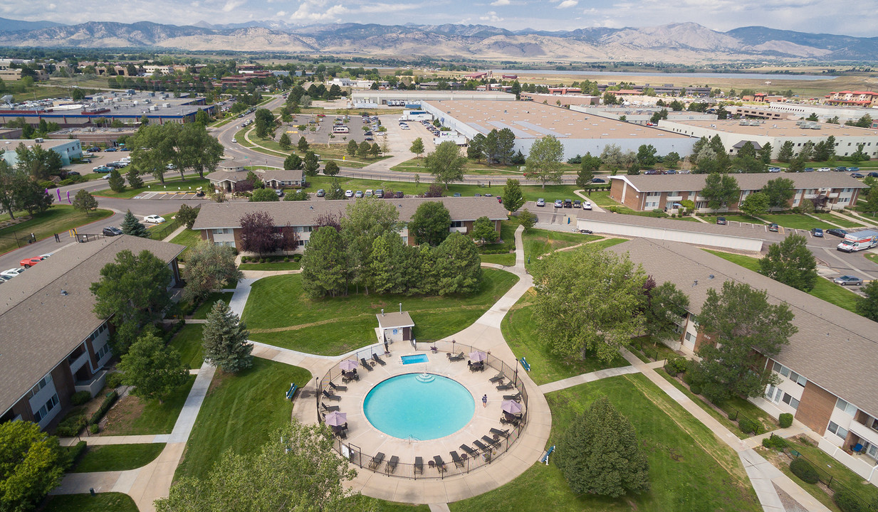 Meadow Creek in Boulder, CO - Foto de edificio