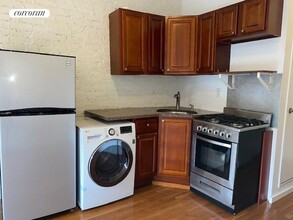 323 Schermerhorn St in Brooklyn, NY - Building Photo - Building Photo
