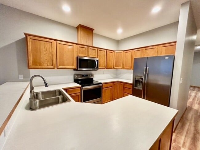 180a W Maberry Dr in Lynden, WA - Building Photo - Building Photo