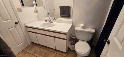 2271 First St in Ft. Myers, FL - Building Photo - Building Photo