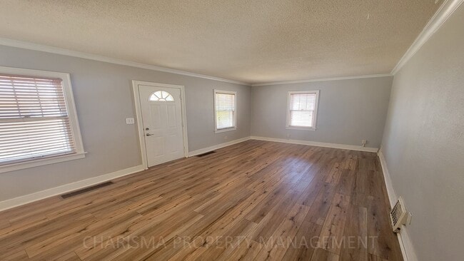 700 S Hawthorne Ave in Sioux Falls, SD - Building Photo - Building Photo