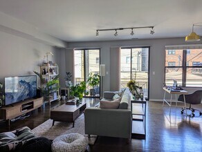 2518 N Willetts Ct in Chicago, IL - Building Photo - Building Photo