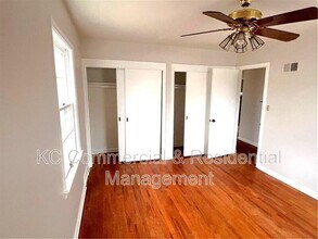 800 E 75th Terrace in Kansas City, MO - Building Photo - Building Photo