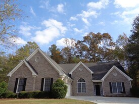 2492 Herring Woods Trl in Grayson, GA - Building Photo