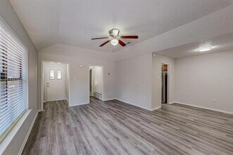 420 Lucille St in Irving, TX - Building Photo - Building Photo