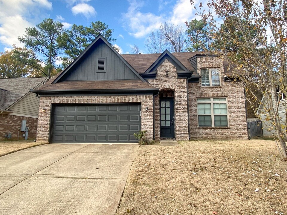 5884 Peterson Ridge Ln in Memphis, TN - Building Photo